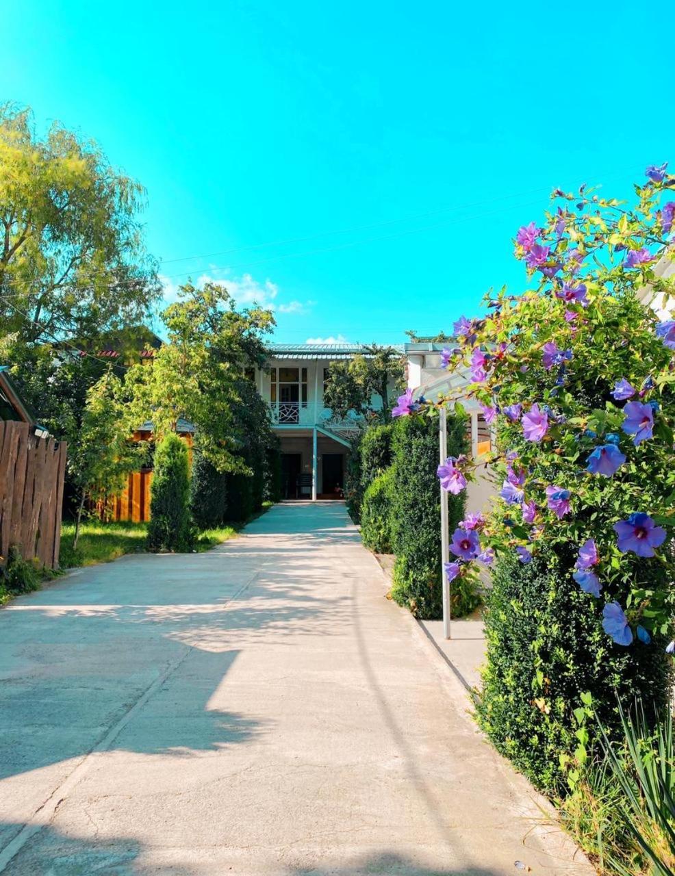 Green Garden B&B Dilijan Exterior photo